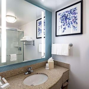 Queen Room Two Queen Beds Walk Shower